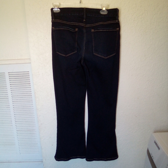 Frame Denim Jeans - Picture 4 of 9